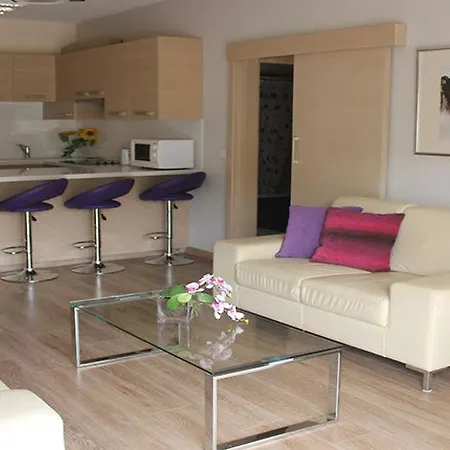 River Hotel de apartamente 3*